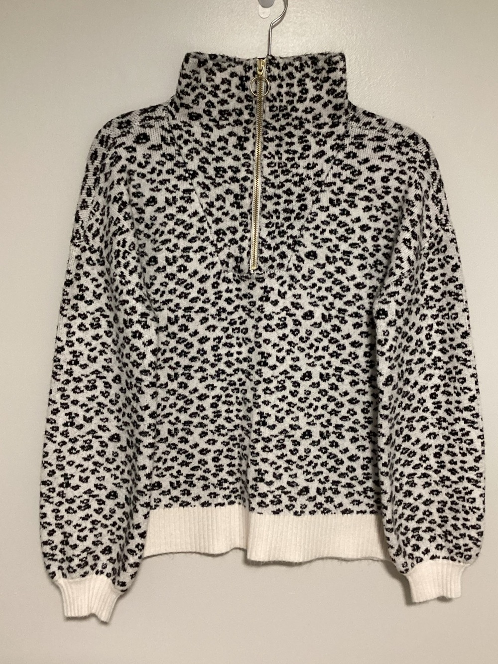 Loft Sweater Women Top Size S Zipper Half Sleeve Pullover Leopard Animal Print